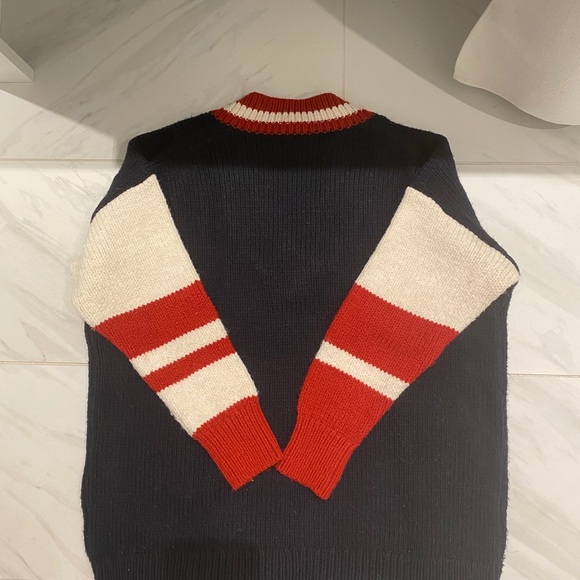 Zara Oversized V-neck Sweater - Picture 3 of 4